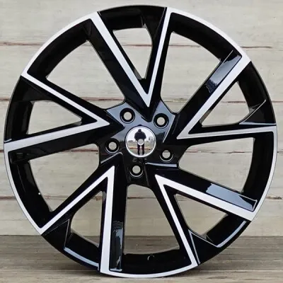 Viper 0262 BMF 7 x 17 / 5 x 112 ET45 CB66.6 Fekete polír
