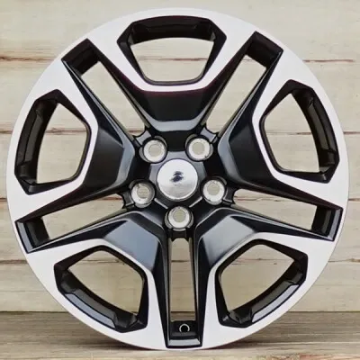 Viper HP841D 40 BP könnyűfém kerékt. 7.5 x 19 / 5 x 114.3 ET40 CB60.1 Fekete polír